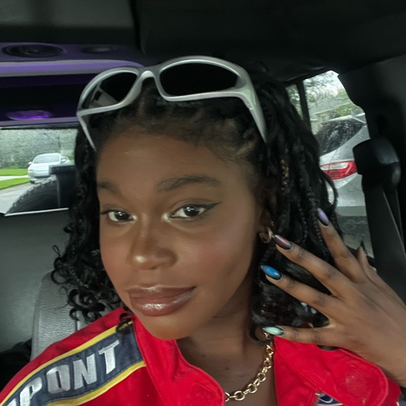 Meet your Posher, Charlee - Picture 1 of 1